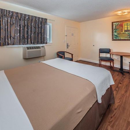 Tampa Bay Extended Stay Hotel Largo Ngoại thất bức ảnh