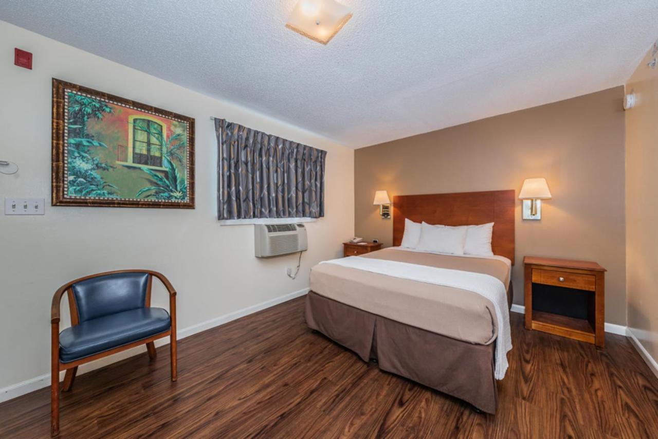 Tampa Bay Extended Stay Hotel Largo Ngoại thất bức ảnh